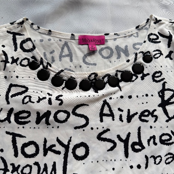 Max & Rina "Cities" Top Black and White Size Medium - Picture 4 of 5